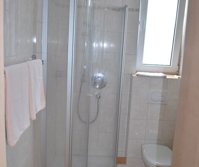 غرفة قياسية فردية, Gasthof “goldener Engel”