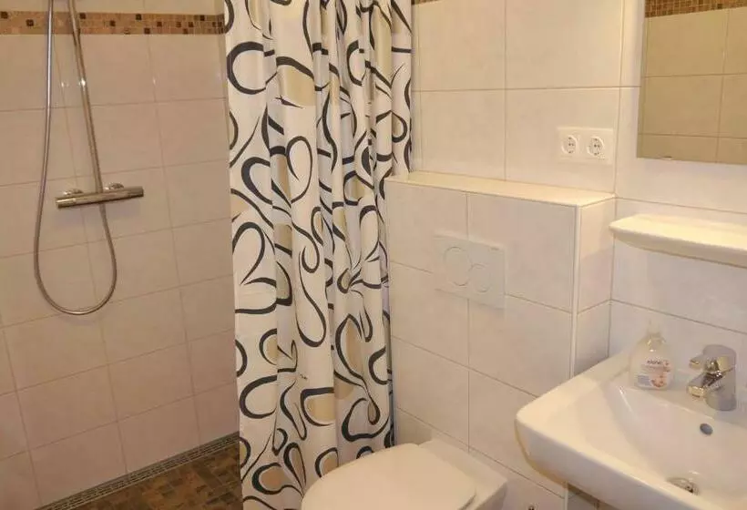 Huoneisto 1 Makuuhuone Terassi, Haus Wittwer