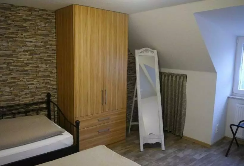Huoneisto 1 Makuuhuone, Haus Wittwer