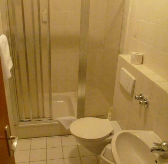 스탠다드 싱글 룸, Herrenrest