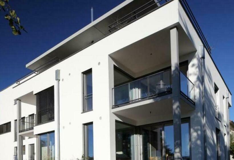 شقة غرفة واحدة, Hewen Apartments