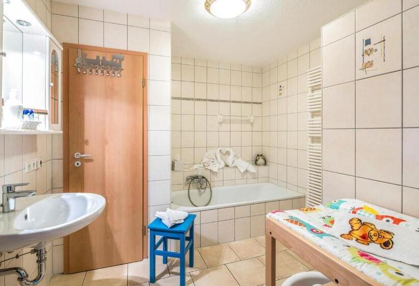 Апартаменты 1 Спальня, Hofgut Tiergarten