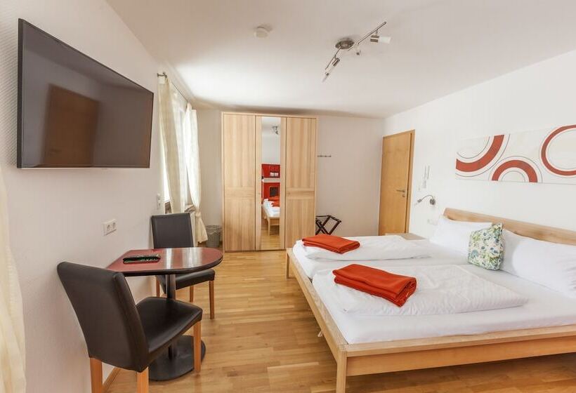 Семейный Номер, Hofgut Tiergarten