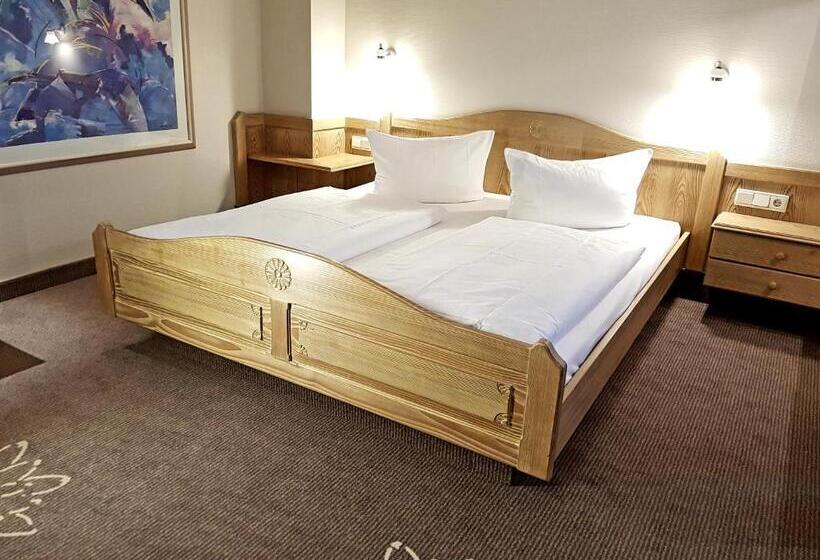 디럭스 룸, In Den Herrnwiesen