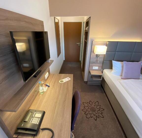 스탠다드 싱글 룸, In Den Herrnwiesen