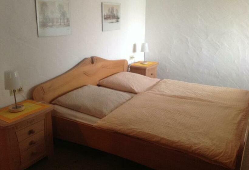 Номер Стандарт, Landgasthof Zum Wiesengrund