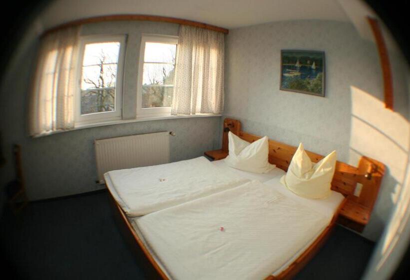 两卧家庭套房, Landgasthof Zur Krummen Linde