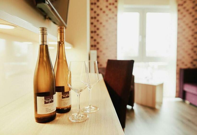 Семейный Номер, Meyerhof   Weingut, Vinothek & Gästehaus