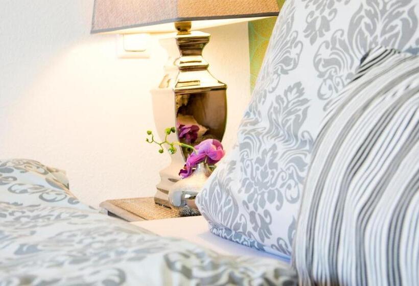 آپارتمان 1 خوابه, My Messe & Business Home   Refrath