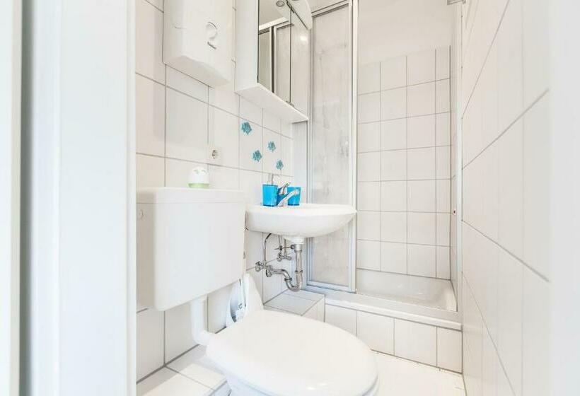 Номер Стандарт, My Messe & Business Home   Refrath