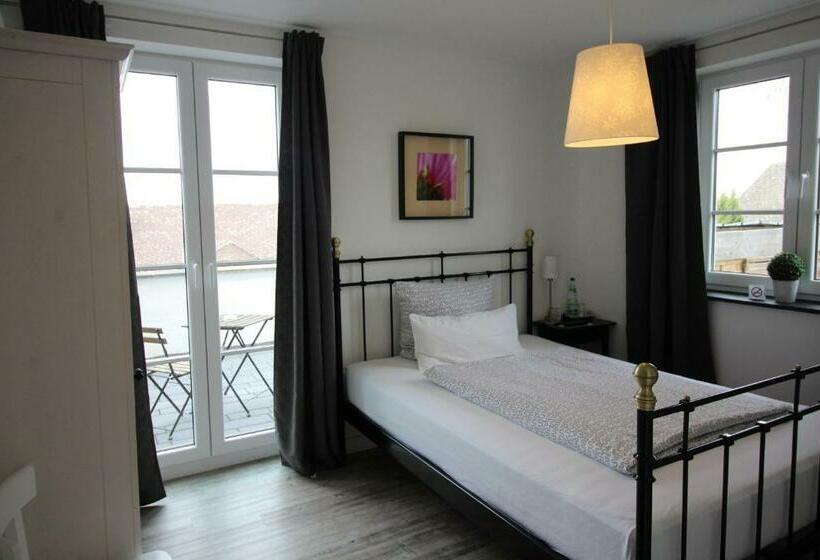 バルコニー付きシングルスタンダードルーム, Pension Willebuhr