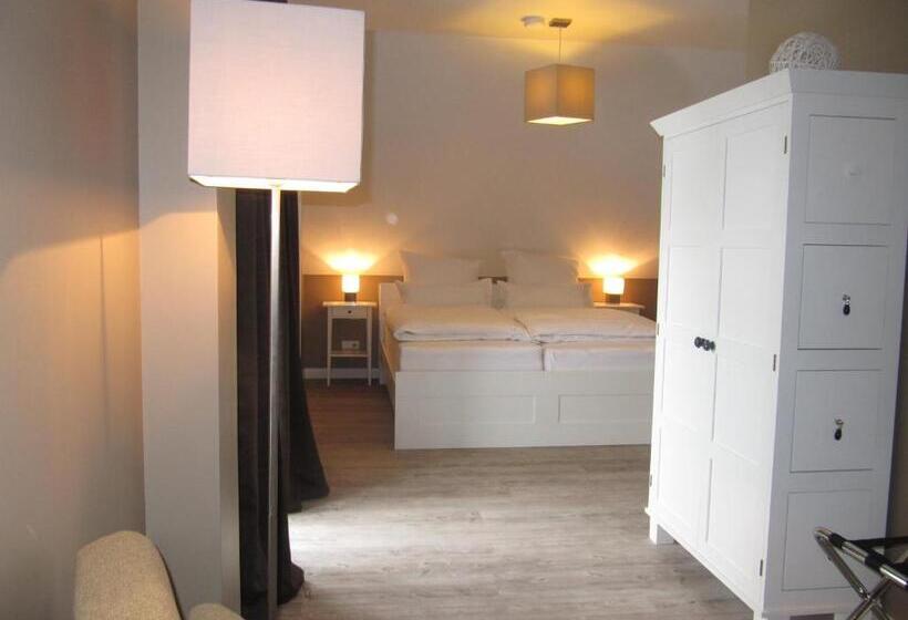 ジュニアスイート, Pension Willebuhr