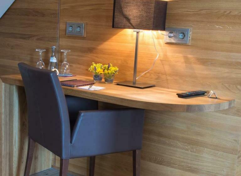 Quarto Estandar, Truschwende 4