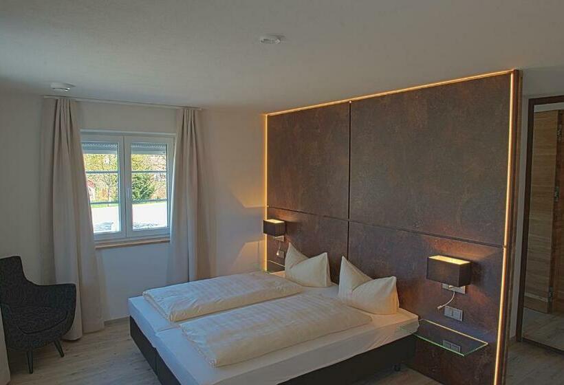 Quarto Estandar, Truschwende 4