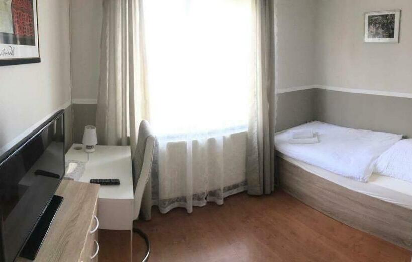 غرفة قياسية فردية, Zum Grünen Jäger