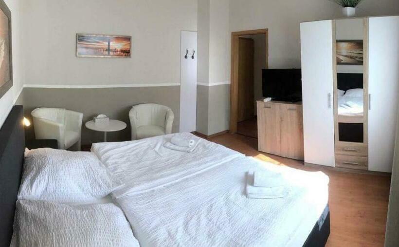 غرفة قياسية, Zum Grünen Jäger