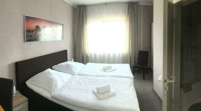 غرفة قياسية, Zum Grünen Jäger