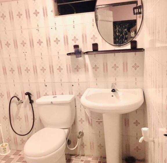 エコノミールーム, Ambalama Hostel