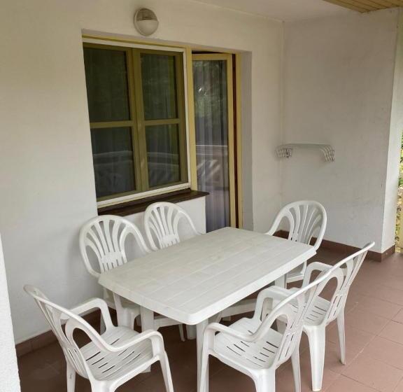 Семейный Номер, Global Apartmanház