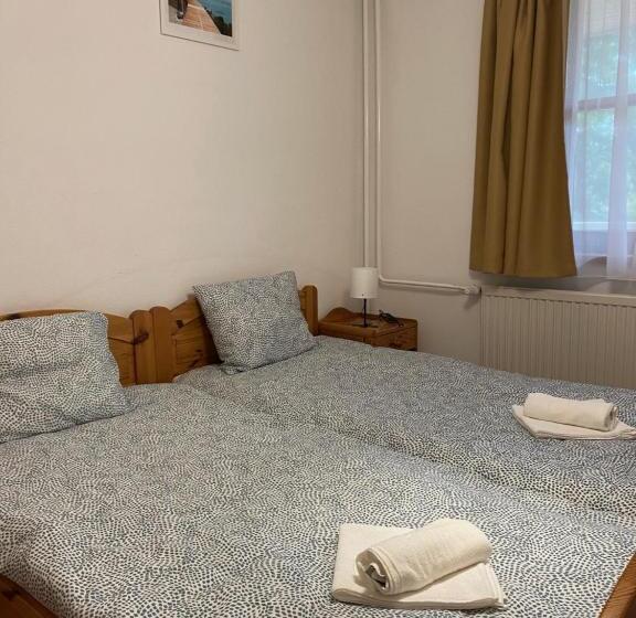 Семейный Номер, Global Apartmanház