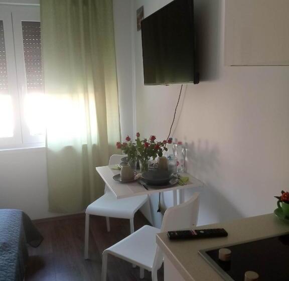 חדר סטודיו סטנדרד, Harmónia Apartman Balatonföldvár