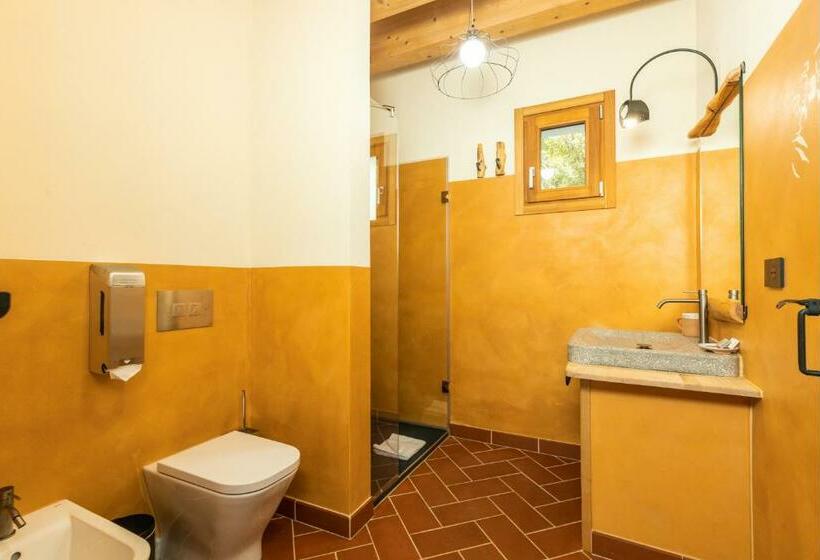 חדר דלוקס, Domu Bresca