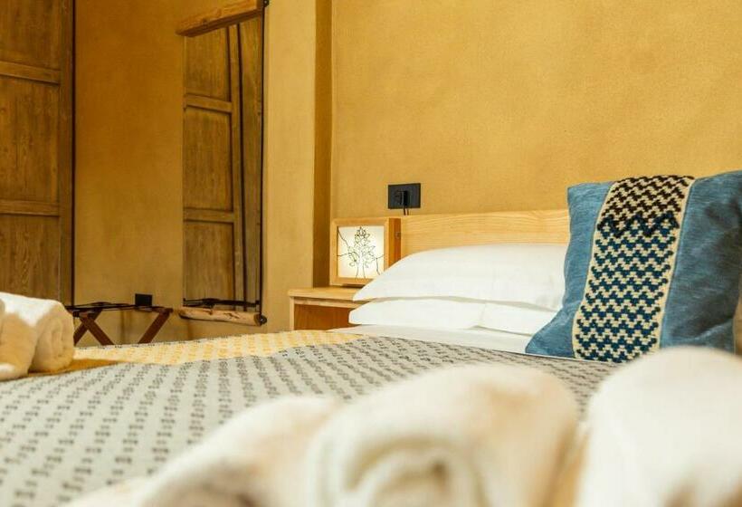 חדר דלוקס, Domu Bresca