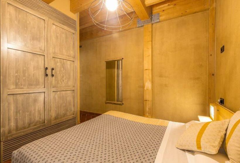 חדר משפחתי, Domu Bresca