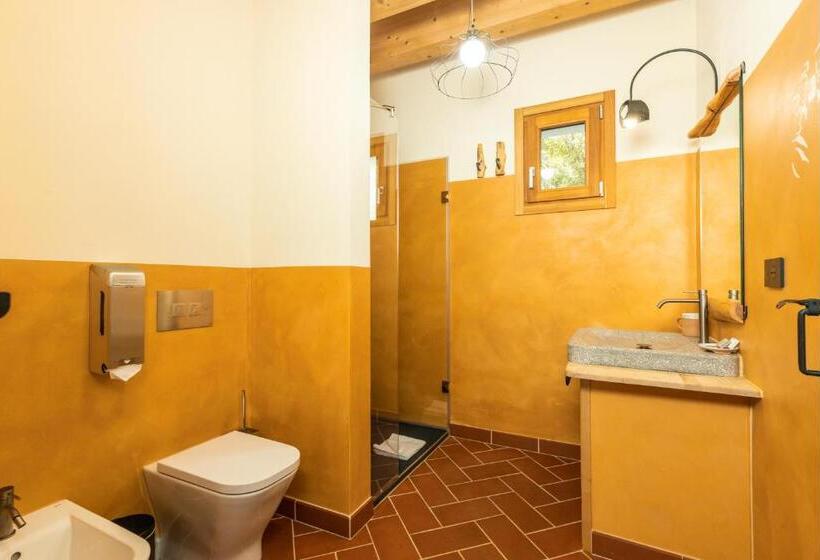 חדר משפחתי, Domu Bresca