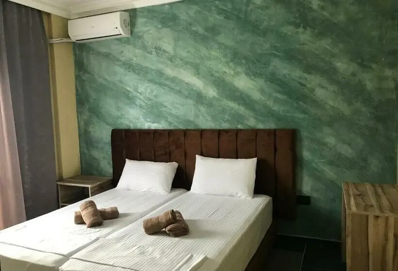 Deluxe-huone, Te Bujtina Hotel&restaurant