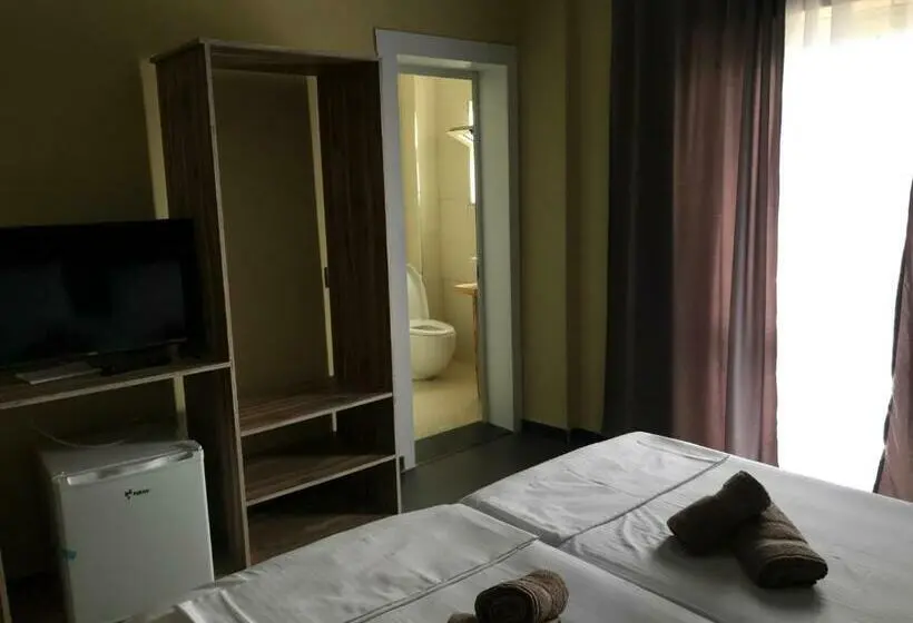 Deluxe-huone, Te Bujtina Hotel&restaurant