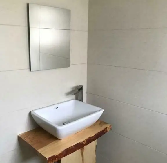 Deluxe-huone, Te Bujtina Hotel&restaurant