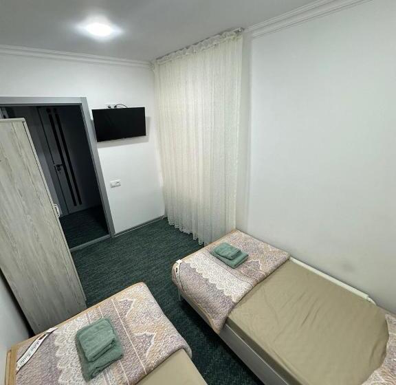 Chambre Economy, Zara Guest House