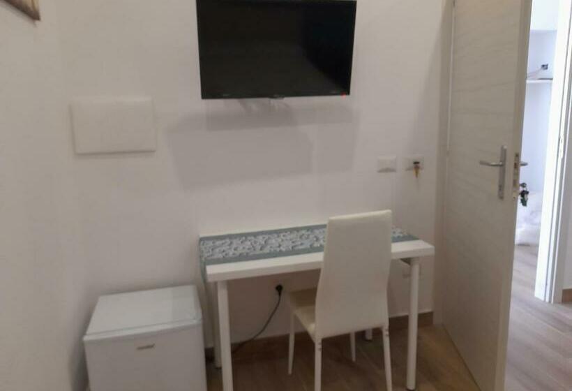 标准间, Antica Noria