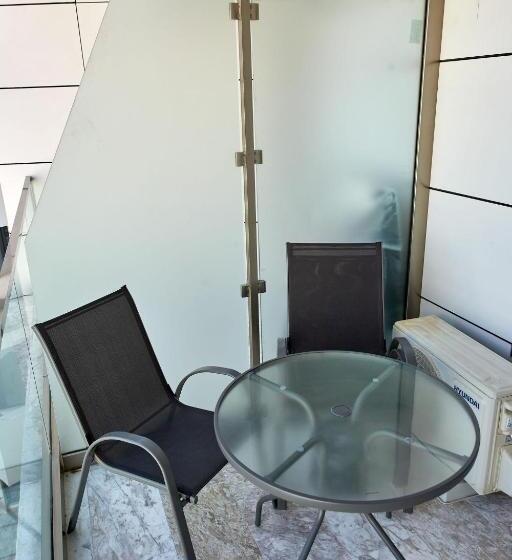 إستديو قياسى مزود بشرفة, Apartamente By Alz Infinity