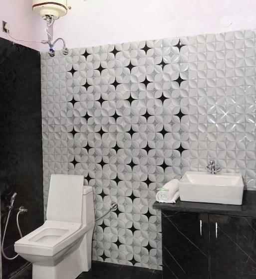 Quarto deluxe, Jrs