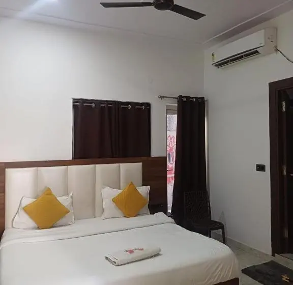Quarto deluxe, Jrs