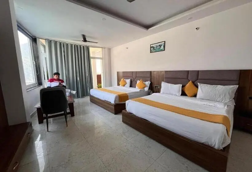 Quarto Familiar, Jrs