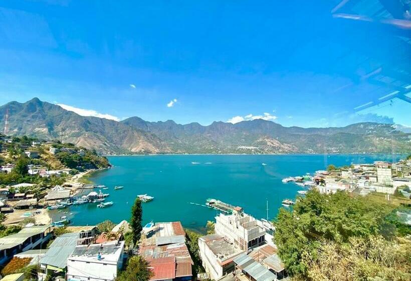 سوئیت با تخت بزرگ, Monaco