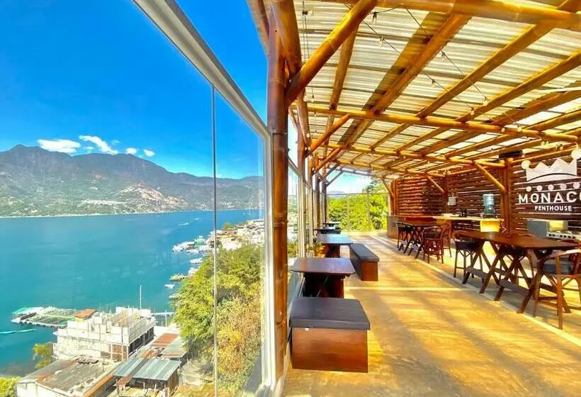سوئیت با تخت بزرگ, Monaco