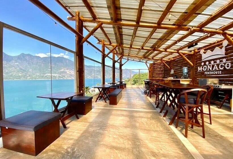 سوئیت با تخت بزرگ, Monaco