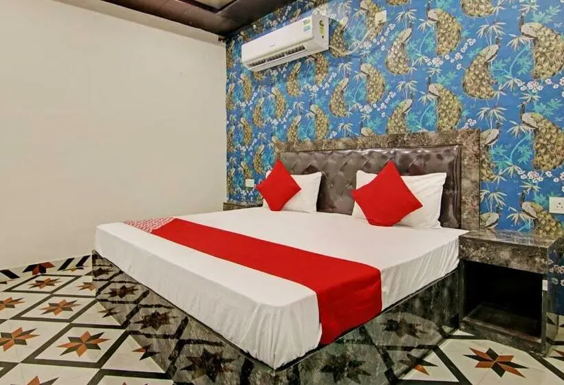 Classic Kolmen Hengen Huone, O Welcome Dau Ji