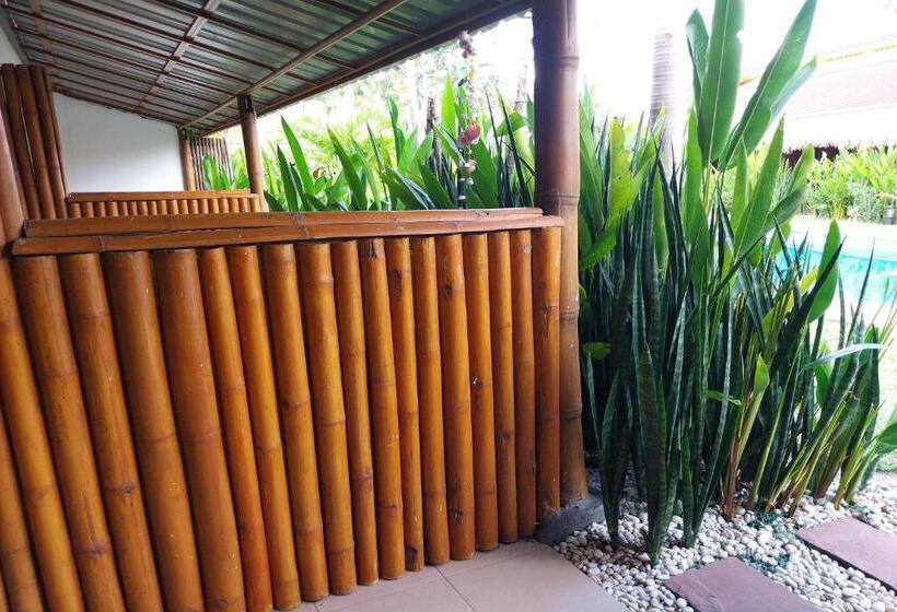 스탠다드 방갈로, Kanchira Resort