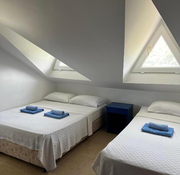 اتاق استاندارد سه نفره, New Golden Gate Butik Otel