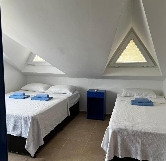 اتاق استاندارد سه نفره, New Golden Gate Butik Otel