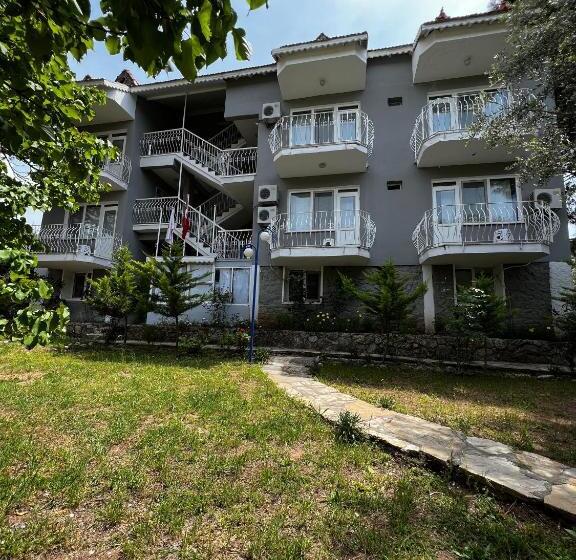 اتاق خانوادگی با چشمانداز کوه, New Golden Gate Butik Otel