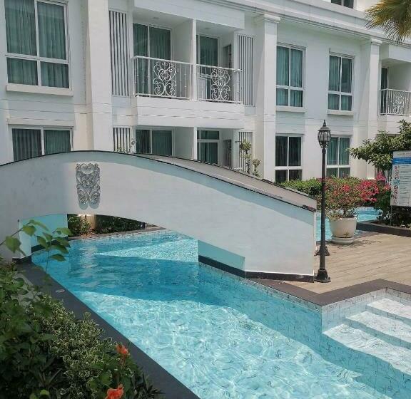 Appartement 1 Chambre Vue Piscine, The Orient Resort​ And​ Spa Pool Access ห้องติดสระ ใกล้หาดจอมเทียน พัทยา By Jasmin