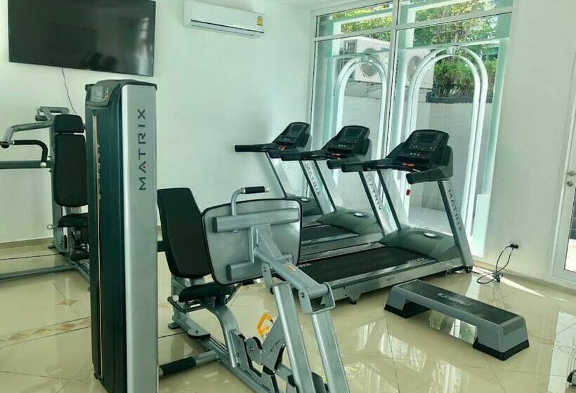 Appartement 1 Chambre Vue Piscine, The Orient Resort​ And​ Spa Pool Access ห้องติดสระ ใกล้หาดจอมเทียน พัทยา By Jasmin