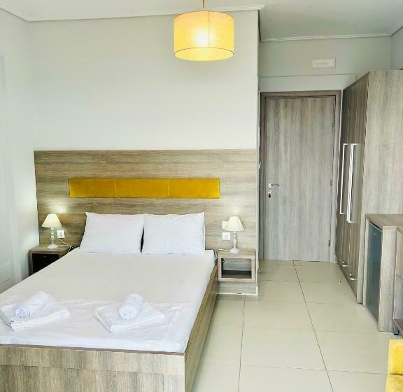 اتاق لوکس, Mistral Inn