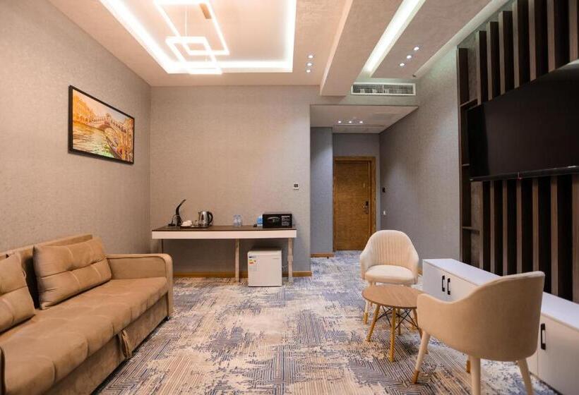 آپارتمان 2 خوابه, Premier